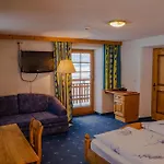 Hotel Zwieselstein 3*